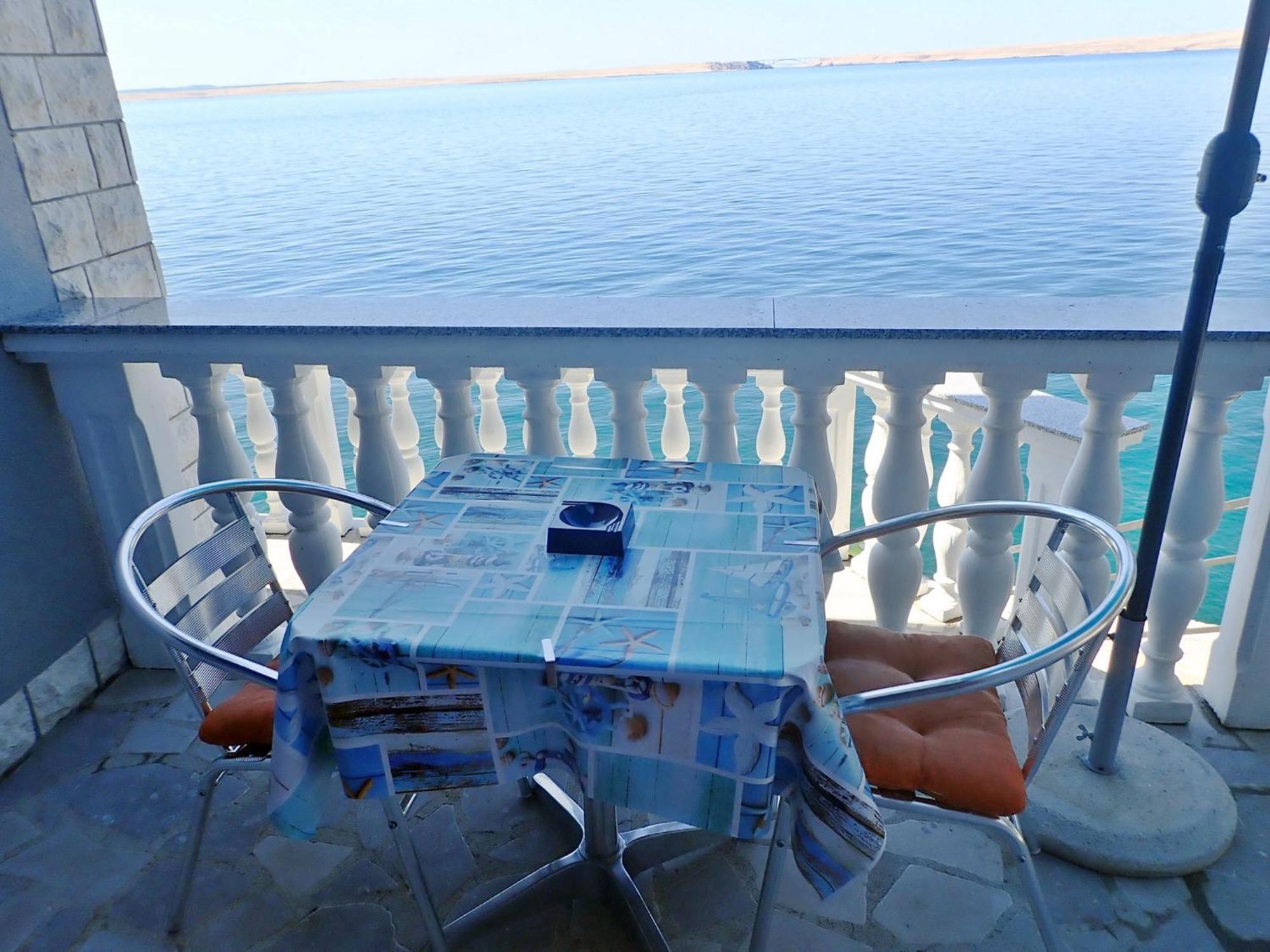 Apartments Lilly By The Sea Baric Draga Room photo