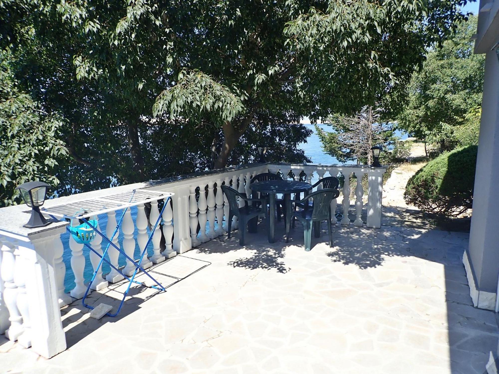 Apartments Lilly By The Sea Baric Draga Room photo